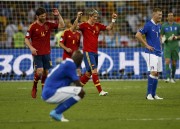 Испания - Италия - Финальный матс на чемпионате Евро 2012, 1 июля 2012 (322xHQ) 5968bd201623157